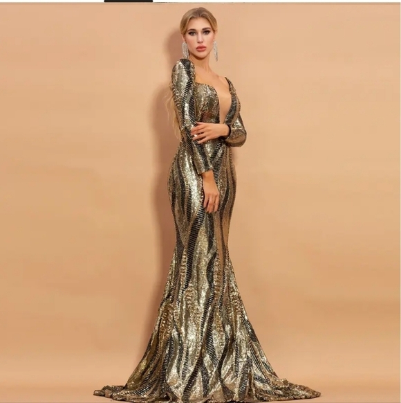 Gold and Bronze, Long Sleeve, Sweetheart Neck, Contrast Sequined and Mesh Gown - Picture 8 of 14